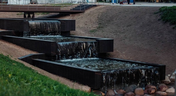 В Смоленске открыли каскадный водопад после полной реконструкции