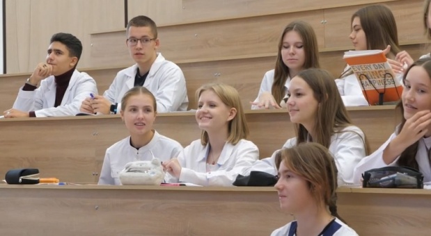 В Смоленске работают 10 предуниверситетских классов