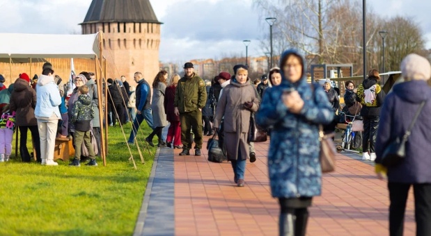 В Смоленске прошел исторический фестиваль «Несгибаемый дух всё превозможет!»