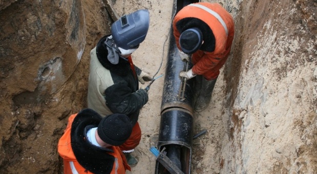 В Смоленске устраняют повреждение подземного газопровода
