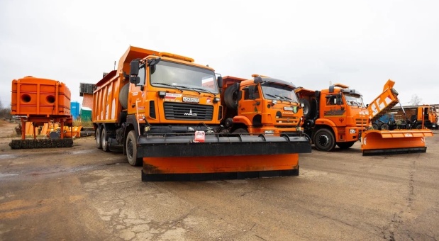 Коммунальные службы Смоленска завершили подготовку техники и материалов для обеспечения работы в зимний период