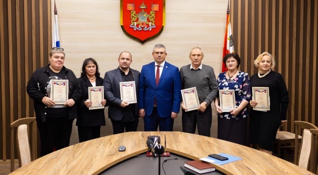 Победителей и призеров конкурса активистов территориального общественного самоуправления наградили в Смоленске