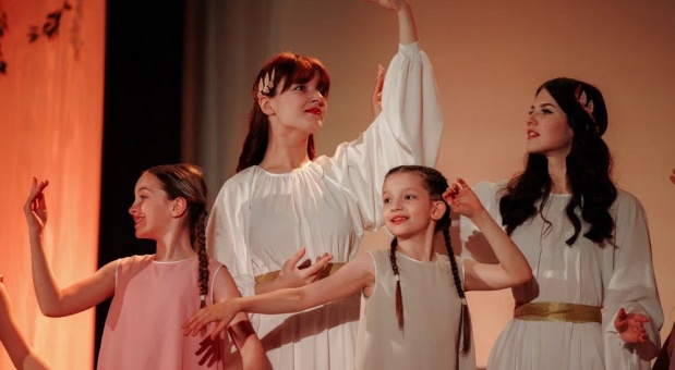 Лучших работников сферы культуры наградили в Смоленске