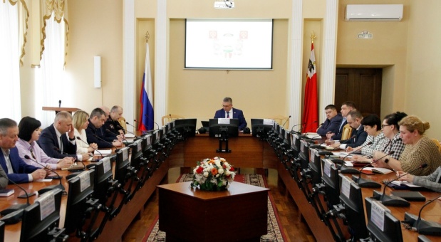 В Смоленске обсудили приведение в порядок общественных территорий после зимы