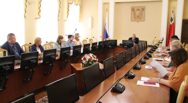 Состоялось очередное заседание комиссии по противодействию коррупции в Администрации города Смоленска