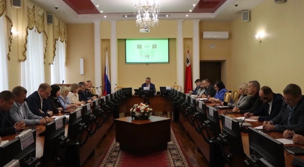 Александр Новиков провел очередную общегородскую планерку