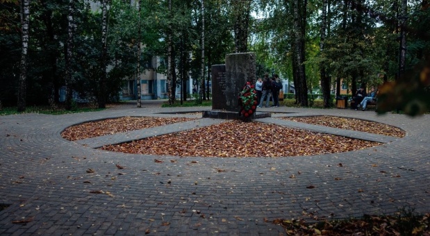 Завершены работы по благоустройству сквера имени священномученика Серафима