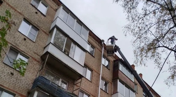 В Смоленске обновили кровлю в 220 многоквартирных домах