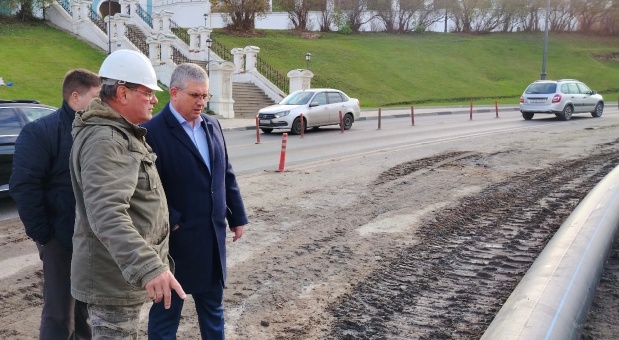 На Большой Советской в Смоленске продолжают строить подпорную стену