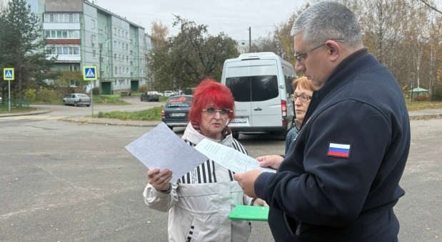 Александр Новиков совершил объезд Ленинского района Смоленска